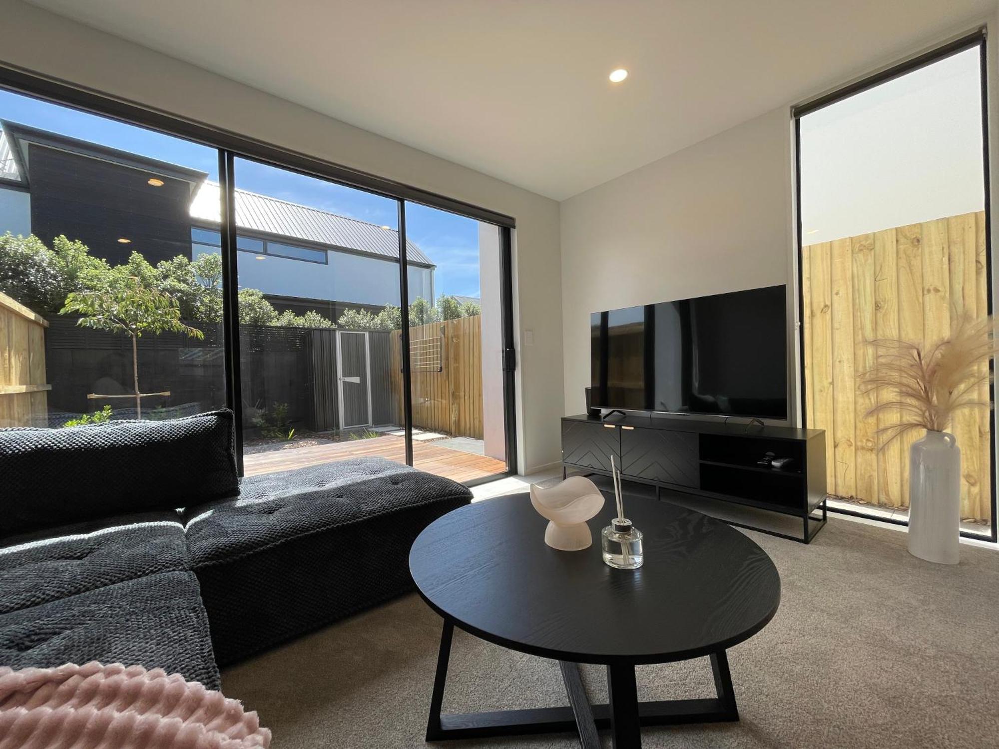 Luxury 2 Bedroom Townhouse Opposite Merivale Mall Christchurch Exterior foto